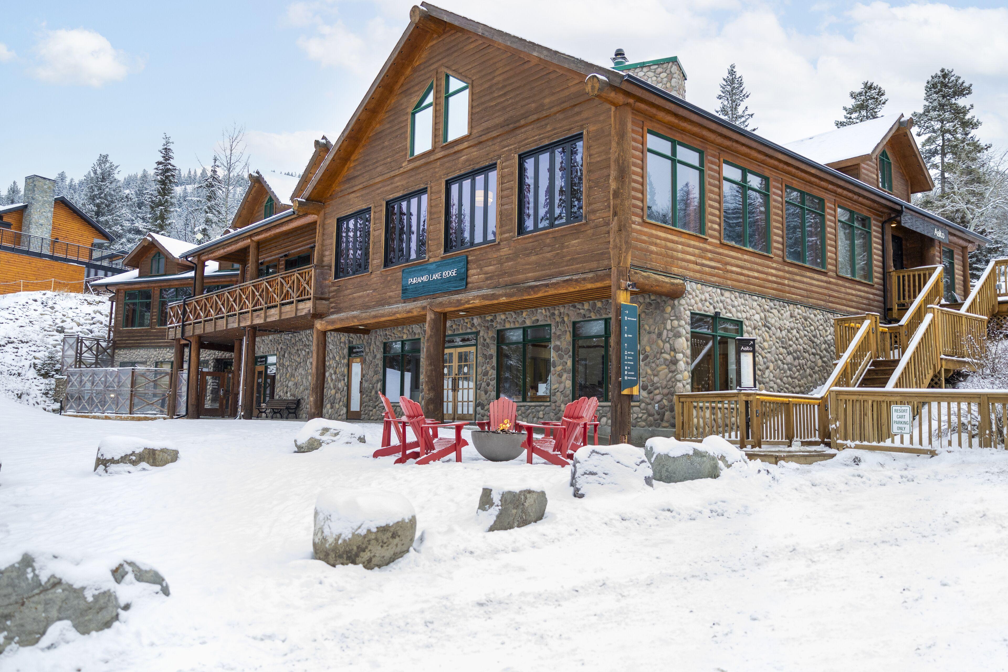 PYRAMID LAKE RESORT JASPER | 3-STAR ECO-FRIENDLY ACCOMMODATION AND COAST  VIEW